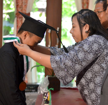 Acara Pelepasan Siswa Program 1 Tahun Solo Design School